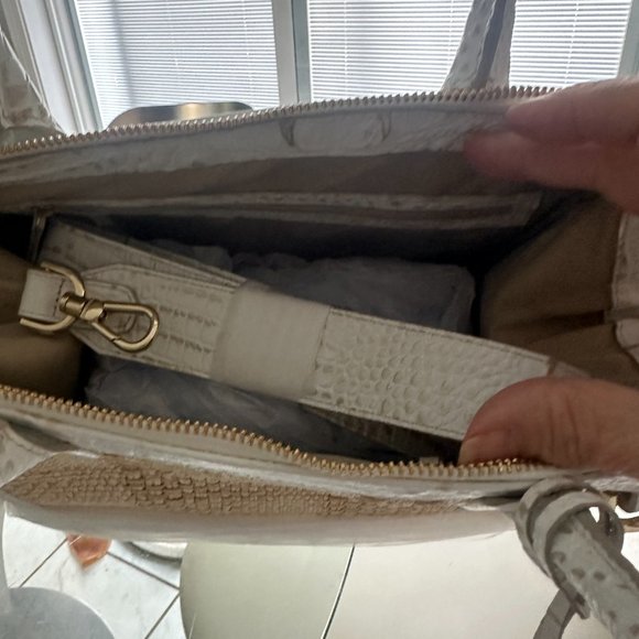 Brahmin White leather/wicker handbag - New/Tags - Picture 3 of 7